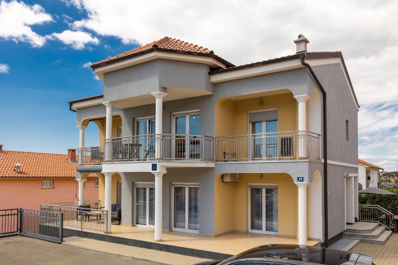 Apartmani Dea Crikvenica Exterior photo